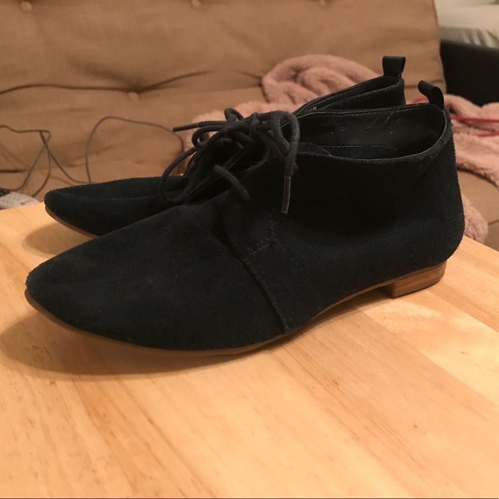 SOLD Gap oxford suede booties
